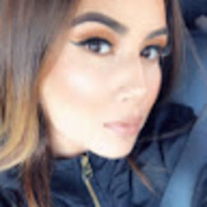 Meet your Posher, Desiree